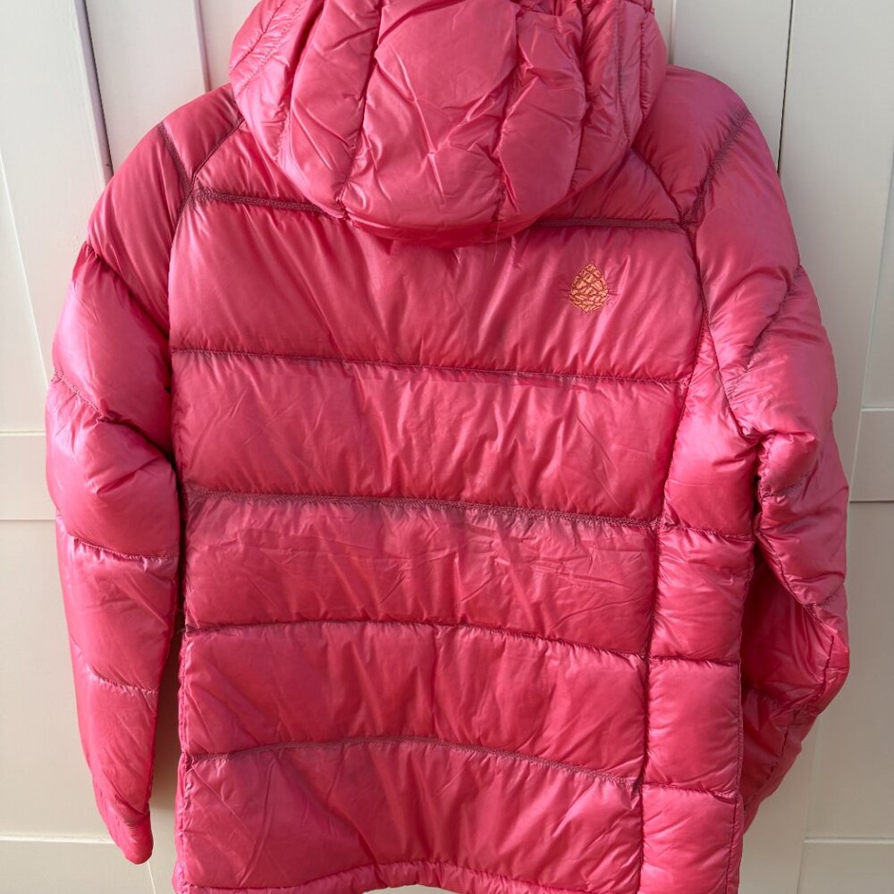 Stio Women's Hometown Down Hooded Jacket in Prickly Rose Pink Size Small NWT! - Picture 3 of 13